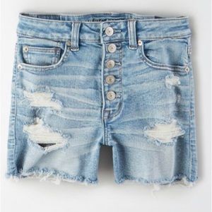 American Eagle 5 Button Ripped Jean Shorts. Size 2